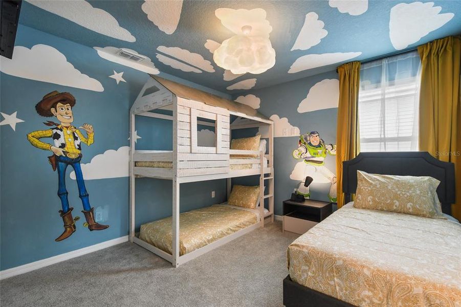 Furnished interior view inside a new home in , Kissimmee (Image 29).