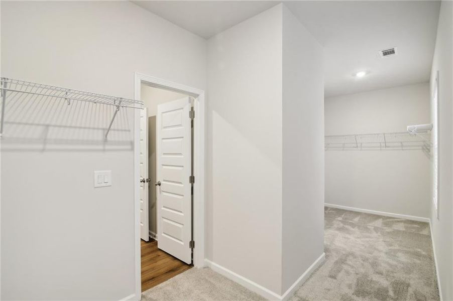 Spacious, unfurnished interior of a new home in Pinecrest Ridge, Dacula (Image 44). Spacious, unfurnished interior of a new home in Pinecrest Ridge, Dacula (Image 44).