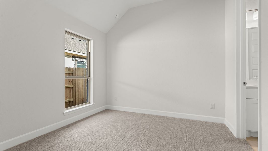 Spacious, unfurnished interior of a new home in Elyson, Katy (Image 25).