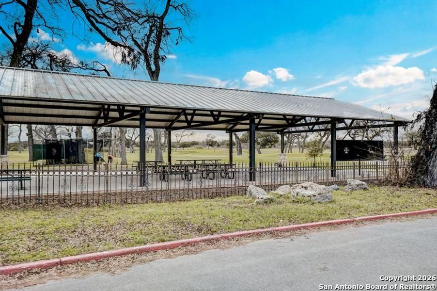 Community amenities in , San Antonio (Image 28).