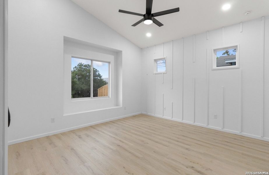 Spacious, unfurnished interior of a new home in , San Antonio (Image 8).