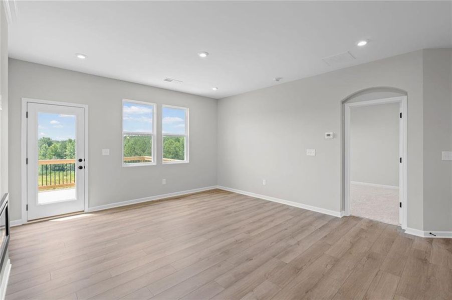 Spacious, unfurnished interior of a new home in Villas at Gold Creek, Dawsonville (Image 39).