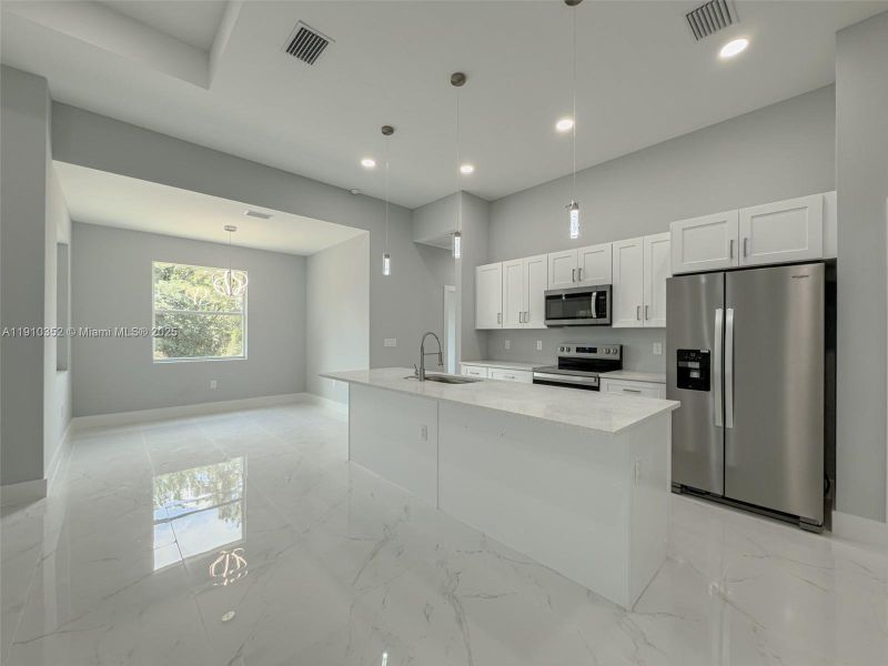 Furnished interior view inside a new home in , Lehigh Acres (Image 15). Furnished interior view inside a new home in , Lehigh Acres (Image 15).