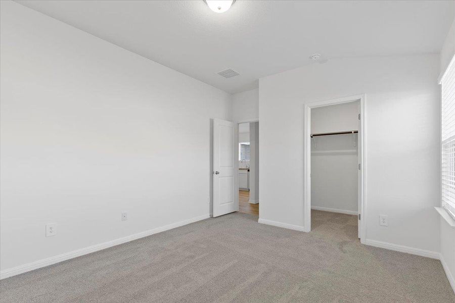 Spacious, unfurnished interior of a new home in Waterstone Crossing, Kyle (Image 21). Spacious, unfurnished interior of a new home in Waterstone Crossing, Kyle (Image 21).