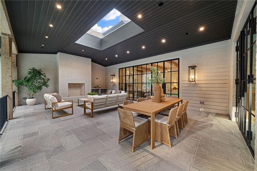 Image 73 of a home in .
