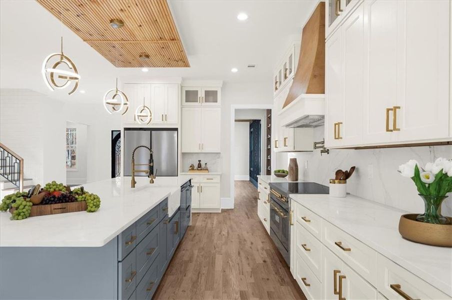 Furnished interior view inside a new home in , Gainesville (Image 12).
