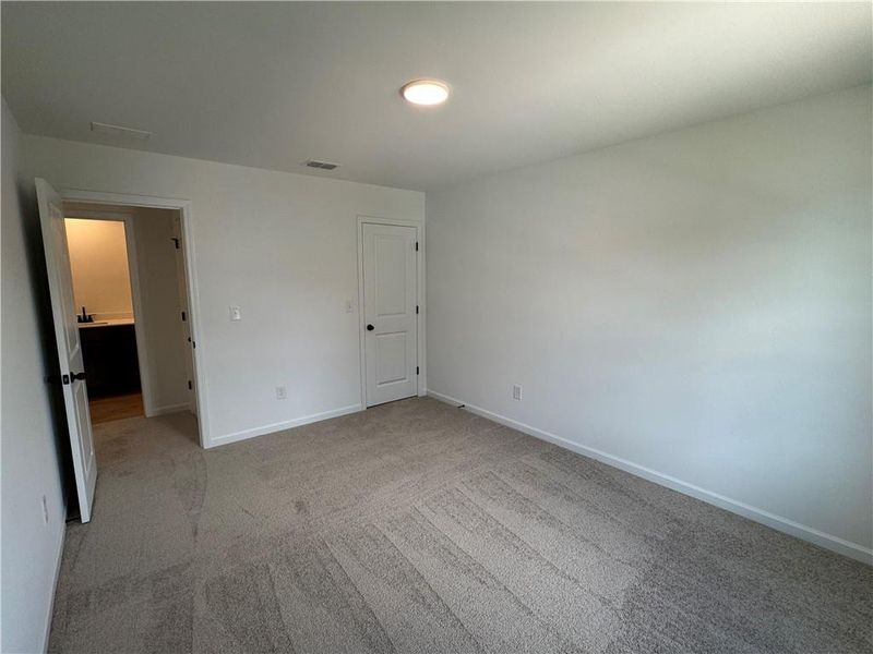 Spacious, unfurnished interior of a new home in Langston Reserve, Cartersville (Image 26).