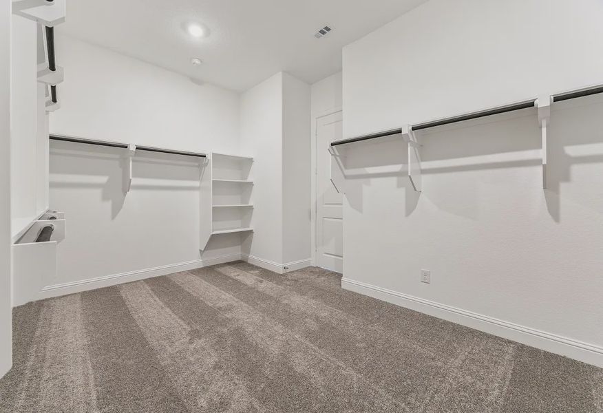Plan 5072 Closet - 15 of 24 Plan 5072 Closet - 15 of 24