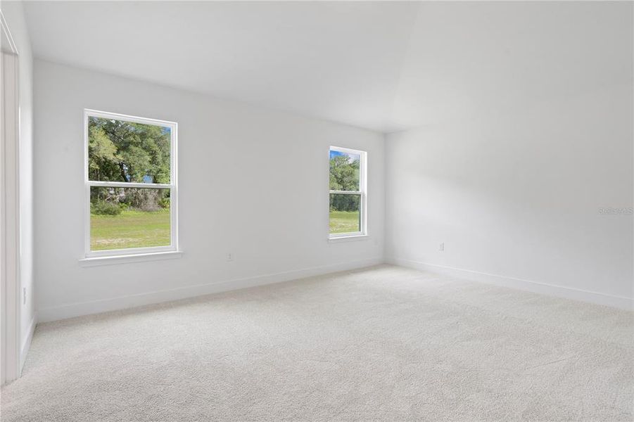 Spacious, unfurnished interior of a new home in Kirkland Farms, Alachua (Image 33).