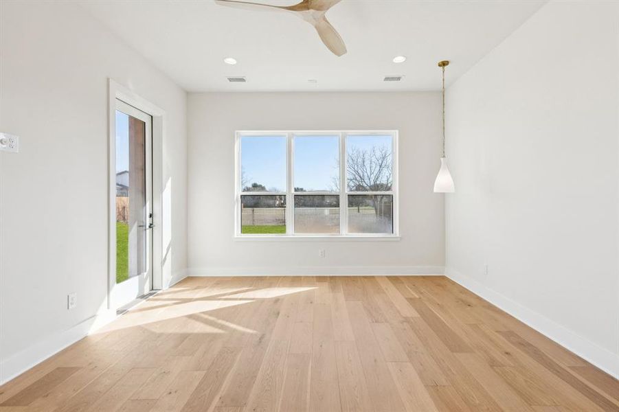 Spacious, unfurnished interior of a new home in , Roanoke (Image 23).