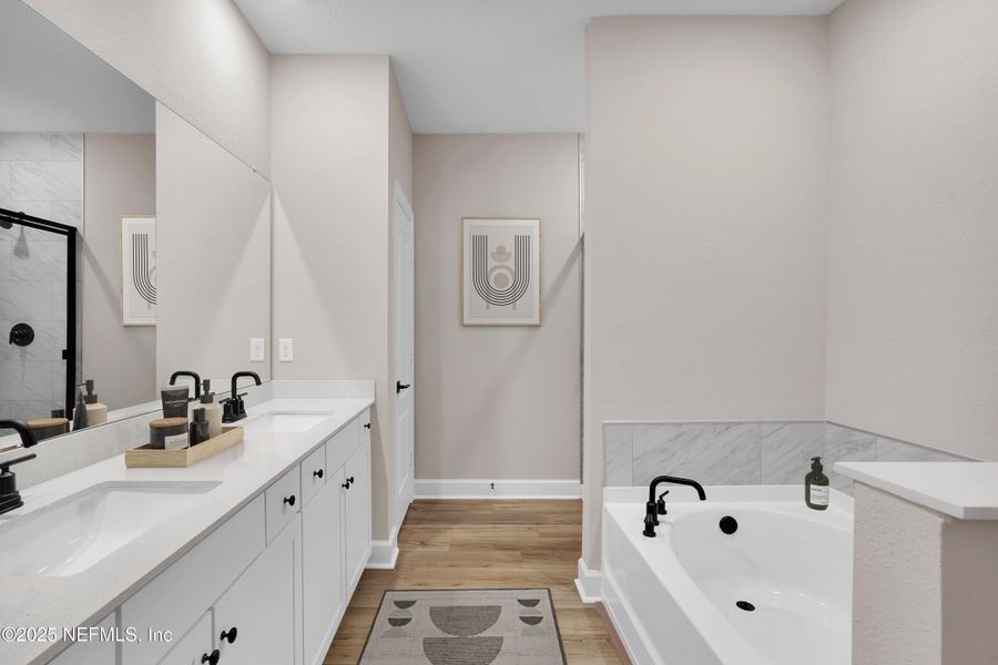 Furnished interior view inside a new home in Jennings Farm, Middleburg (Image 10).