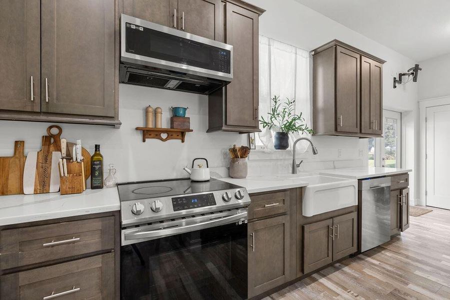 Furnished interior view inside a new home in , Okeechobee (Image 6).