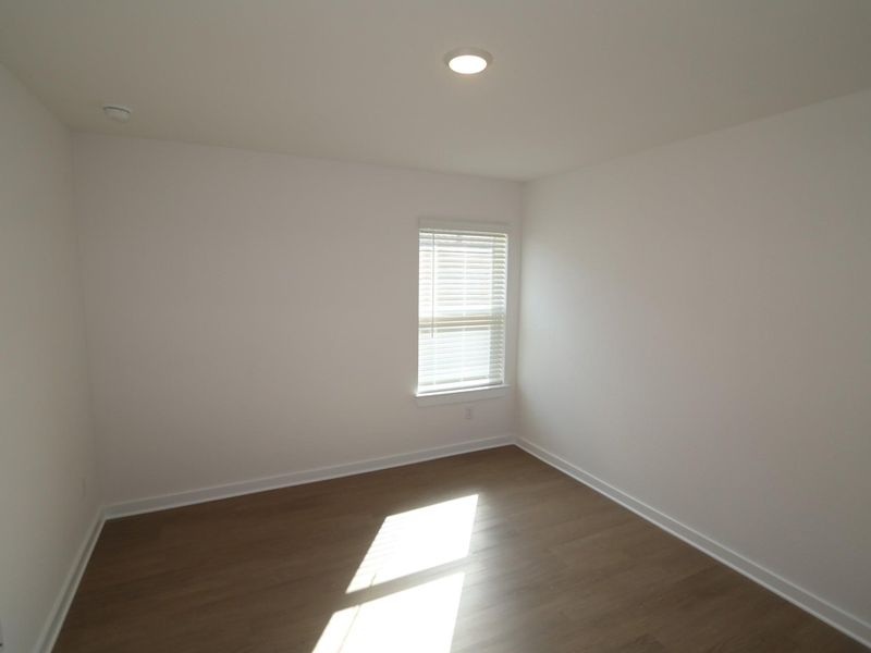 Spacious, unfurnished interior of a new home in Lago Mar, Santa Fe (Image 14). Spacious, unfurnished interior of a new home in Lago Mar, Santa Fe (Image 14).