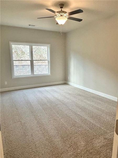 Spacious, unfurnished interior of a new home in , Waleska (Image 6).