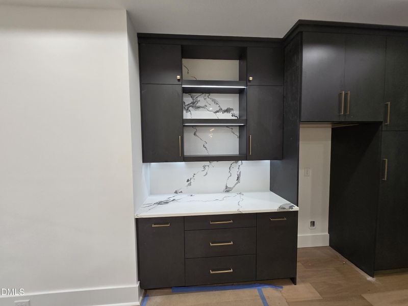 1000007418 1000007418