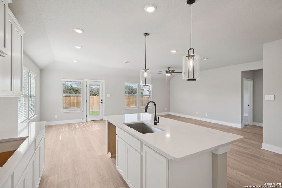 Furnished interior view inside a new home in Carmel Ranch, Schertz (Image 6). Furnished interior view inside a new home in Carmel Ranch, Schertz (Image 6).