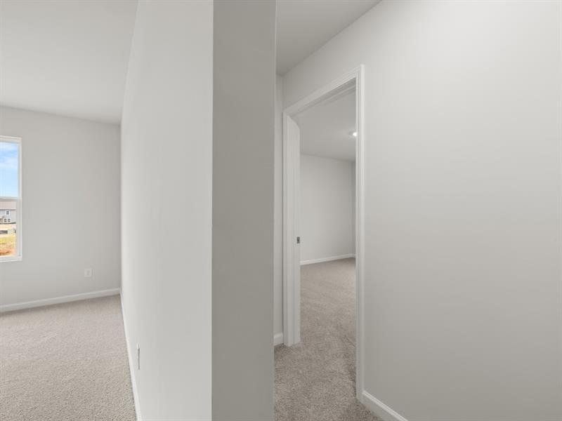 Spacious, unfurnished interior of a new home in Lost Creek, Dallas (Image 19).