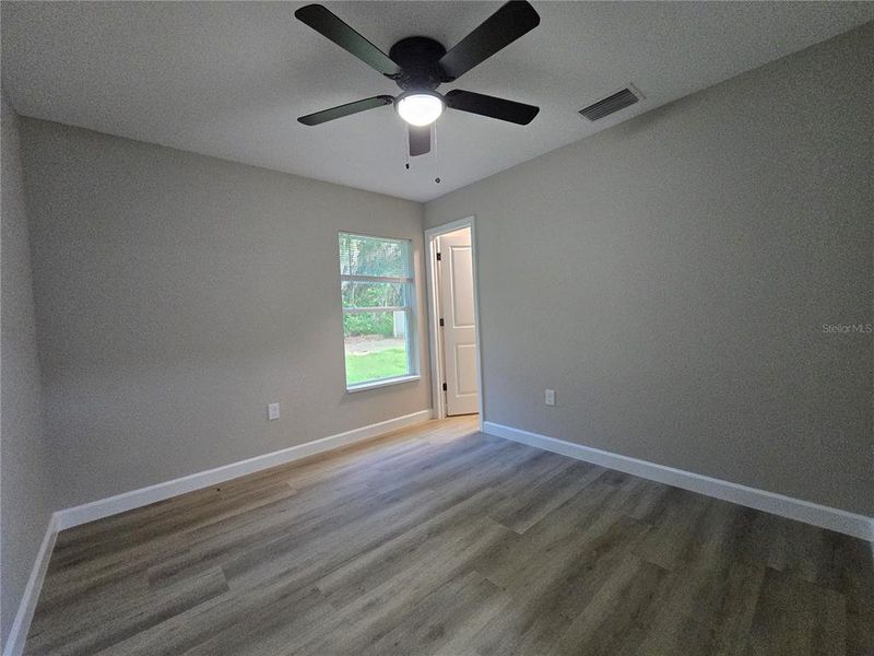 Spacious, unfurnished interior of a new home in , Ocala (Image 33).