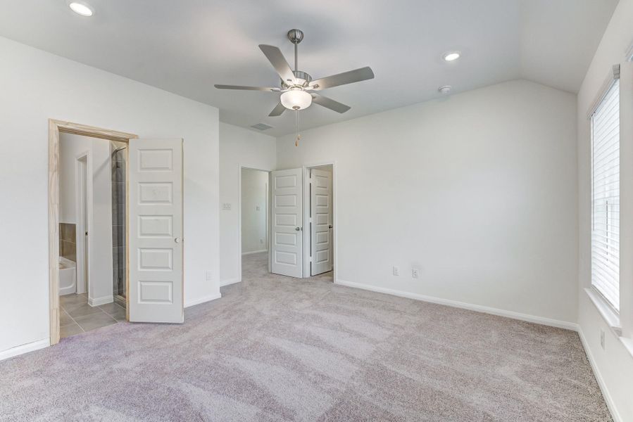 Spacious, unfurnished interior of a new home in Townsen Landing, Humble (Image 37). Spacious, unfurnished interior of a new home in Townsen Landing, Humble (Image 37).