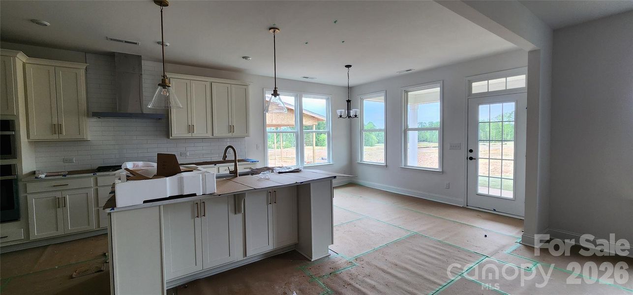 Kitchen/Breakfast