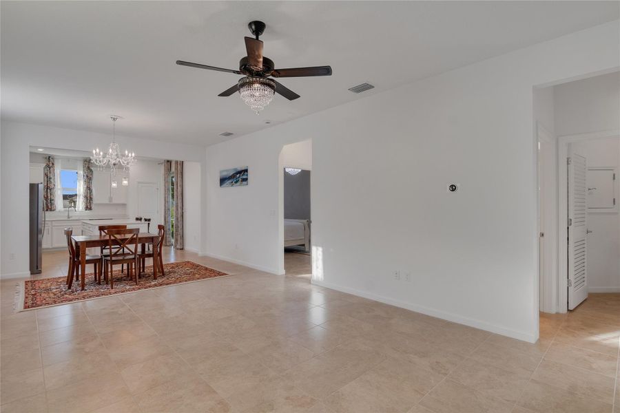 Spacious, unfurnished interior of a new home in , Vero Beach (Image 19). Spacious, unfurnished interior of a new home in , Vero Beach (Image 19).