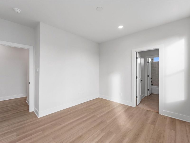 Spacious, unfurnished interior of a new home in , Houston (Image 25). Spacious, unfurnished interior of a new home in , Houston (Image 25).