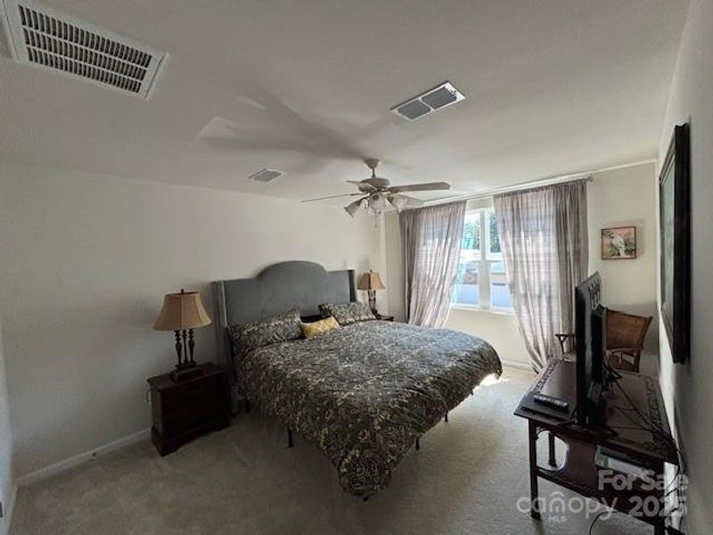 Furnished interior view inside a new home in Bear Park, Hickory (Image 5).