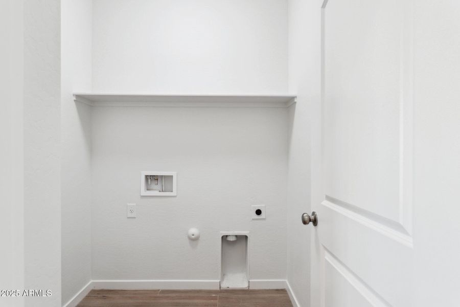 32-web-or-mls-22254-w-skinner-rd