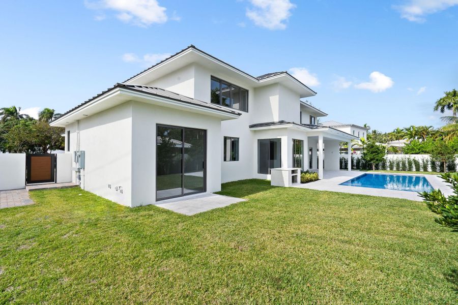 Image 10 of a home in .