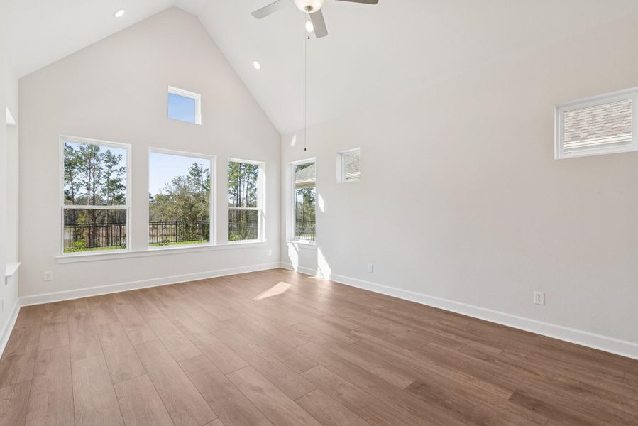 Spacious, unfurnished interior of a new home in The Highlands 55' - Encore Collection, Porter (Image 11).