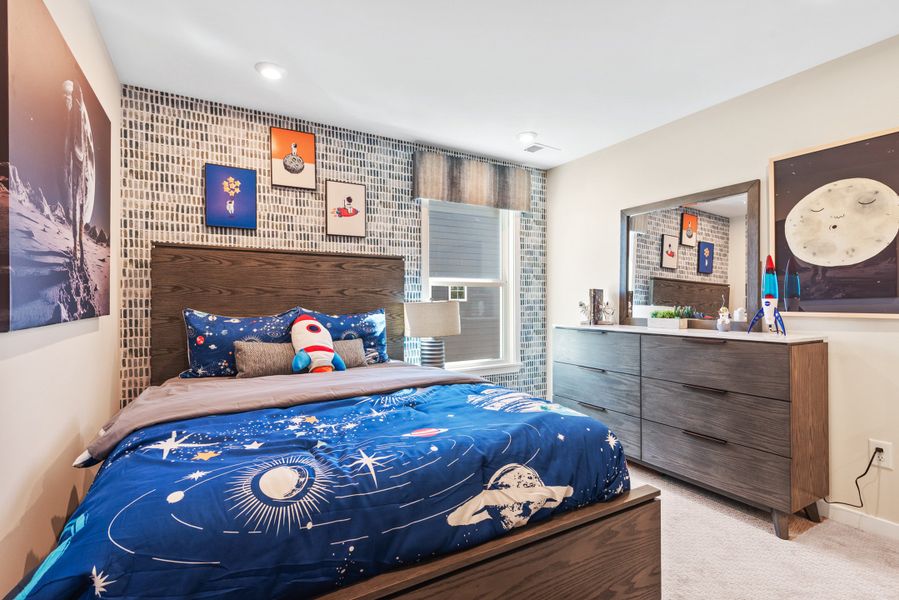 Representative furnished interior of a home built from the Greenbriar by Fischer Homes in Three Rivers, Euharlee (Image 17).