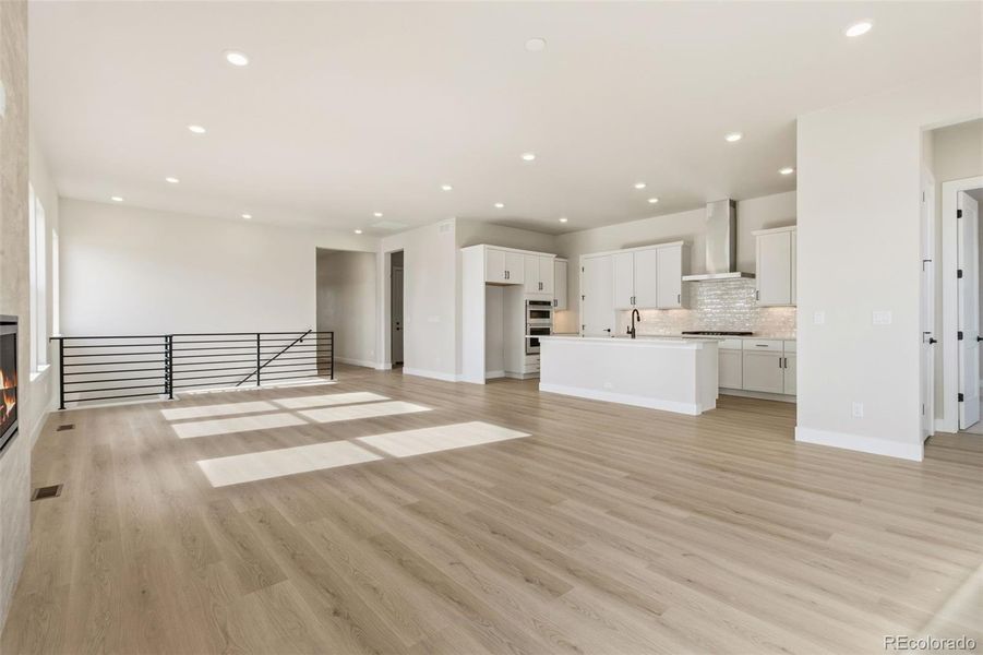 Spacious, unfurnished interior of a new home in Kitchel Lake at Serratoga Falls, Timnath (Image 21).