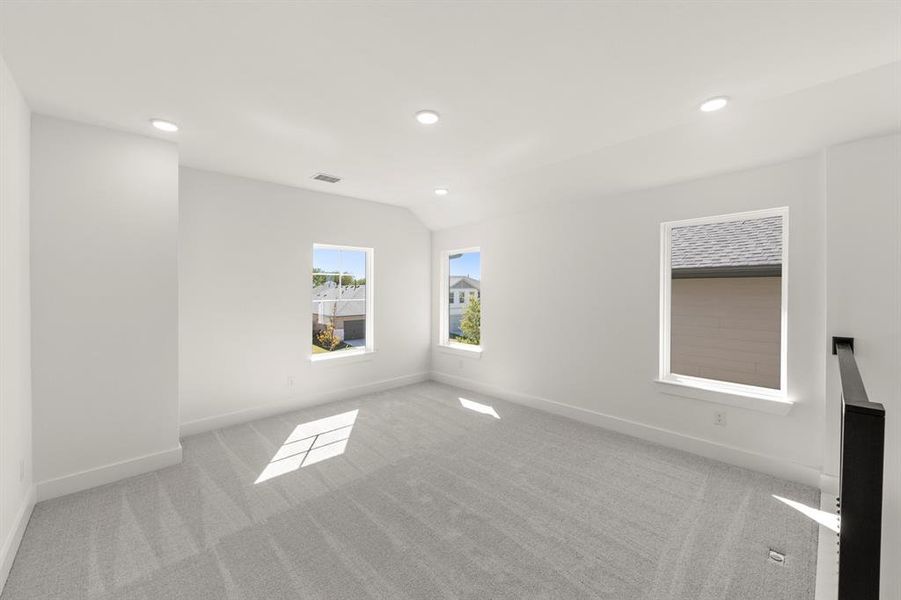 20. 4100 Explorer - Game