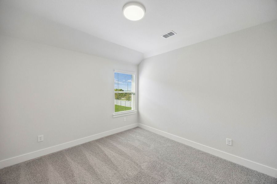 Spacious, unfurnished interior of a new home in Painted Tree Woodland West, McKinney (Image 28).