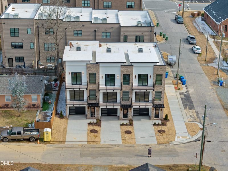 59-219 S West St_ (4)