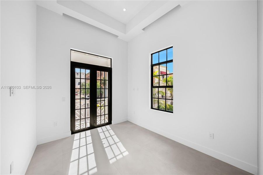 Spacious, unfurnished interior of a new home in , Coral Gables (Image 38). Spacious, unfurnished interior of a new home in , Coral Gables (Image 38).