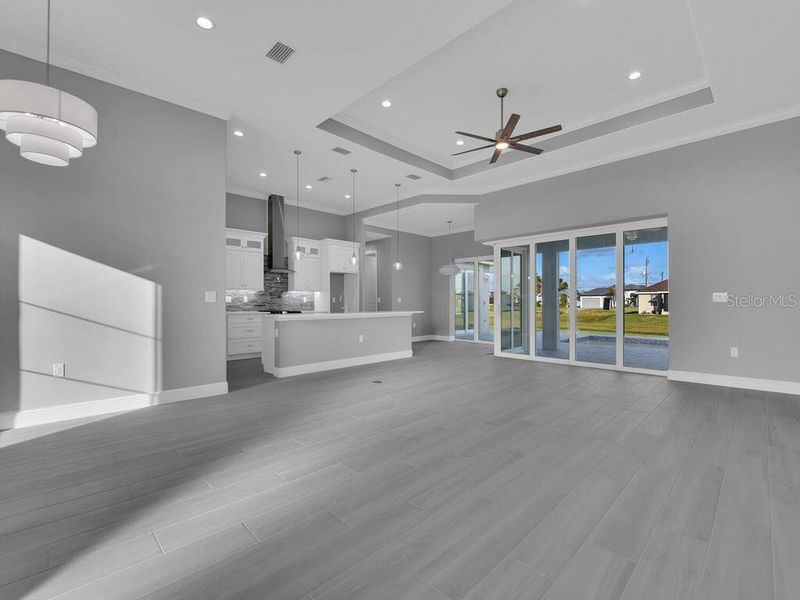Spacious, unfurnished interior of a new home in , Rotonda West (Image 20).