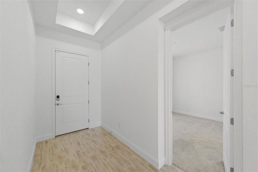 Spacious, unfurnished interior of a new home in Tamarack at Two Rivers, Zephyrhills (Image 39).