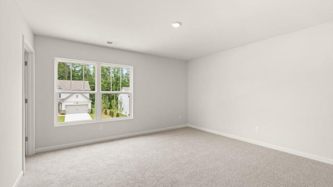 Spacious, unfurnished interior of a new home in Fairhaven, Lithia Springs (Image 29).
