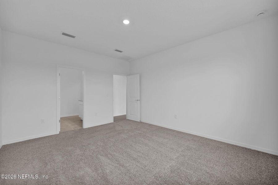 Spacious, unfurnished interior of a new home in Hyland Trail, Green Cove Springs (Image 21). Spacious, unfurnished interior of a new home in Hyland Trail, Green Cove Springs (Image 21).