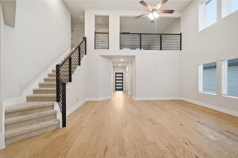 Spacious, unfurnished interior of a new home in Hunters Glen, Jarrell (Image 32).