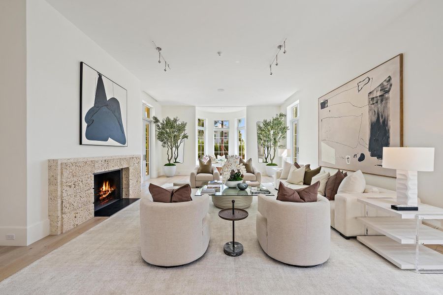 301 Plantation Rd-34