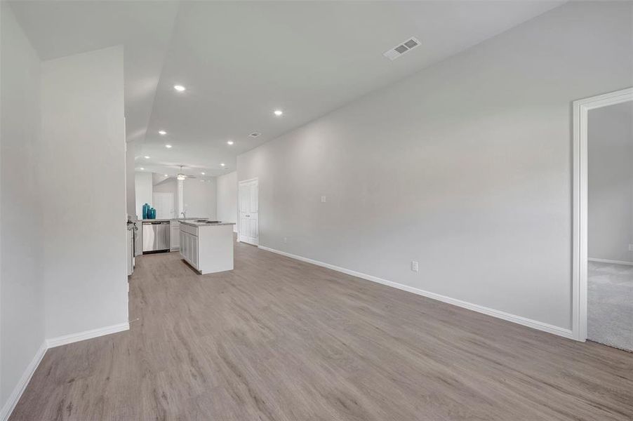 Spacious, unfurnished interior of a new home in Elevon, Lavon (Image 32). Spacious, unfurnished interior of a new home in Elevon, Lavon (Image 32).