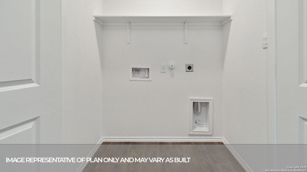 Spacious, unfurnished interior of a new home in Swenson Heights, Seguin (Image 31). Spacious, unfurnished interior of a new home in Swenson Heights, Seguin (Image 31).