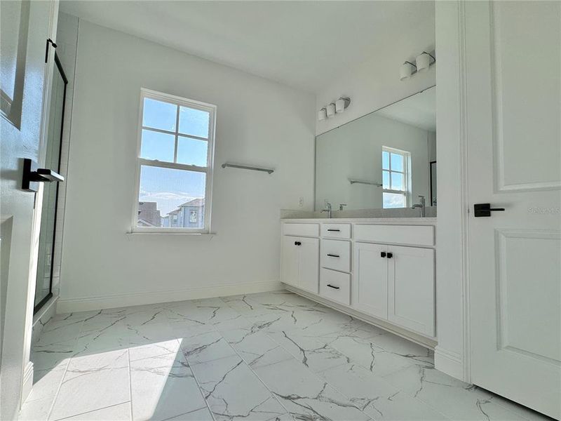 Image 52 of a home in .