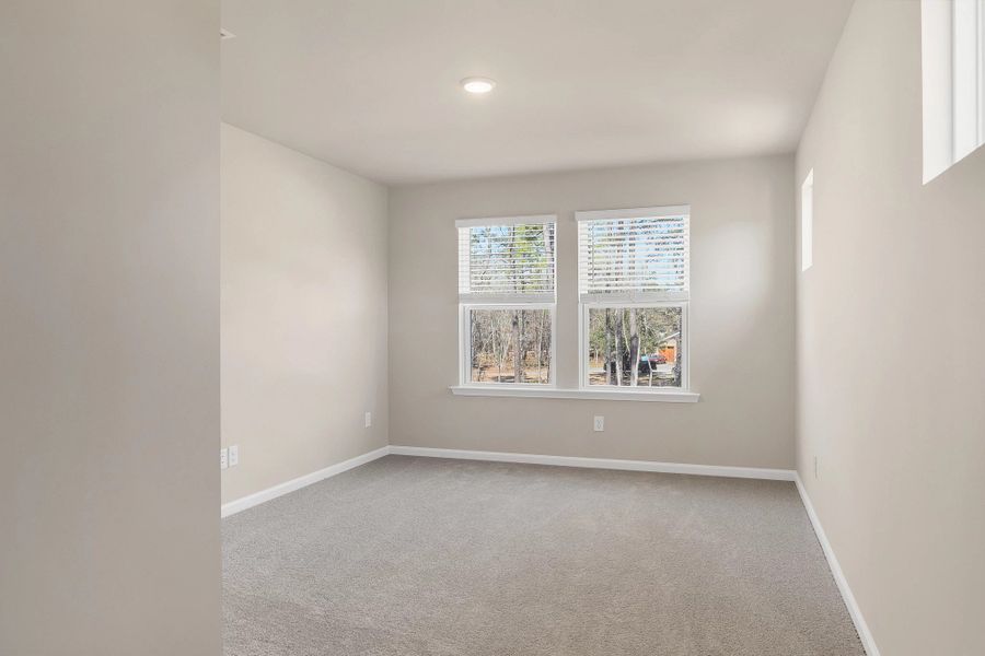 Spacious, unfurnished interior of a new home in Hammock Walk at Nexton, Summerville (Image 16).