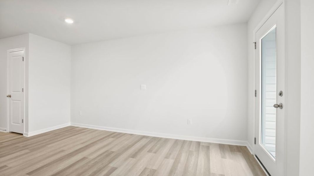 Spacious, unfurnished interior of a new home in Covington Village, Greer (Image 18).