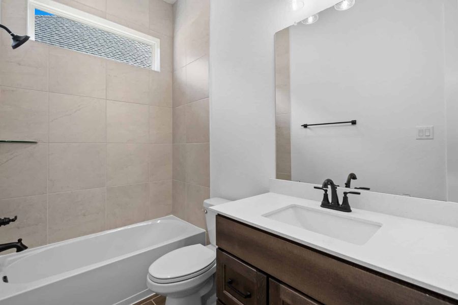 Furnished interior view inside a new home in Riceland, Mont Belvieu (Image 9).