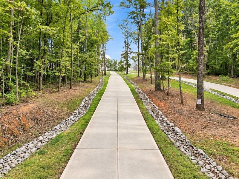 Natural landscape and outdoor views near in Canton (Image 43). Natural landscape and outdoor views near in Canton (Image 43).