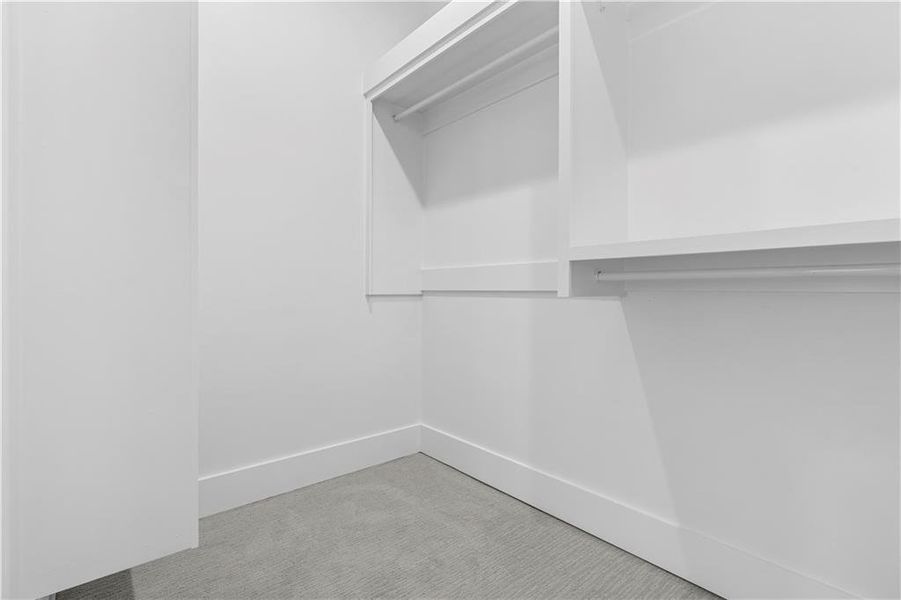 Spacious, unfurnished interior of a new home in , Atlanta (Image 31).